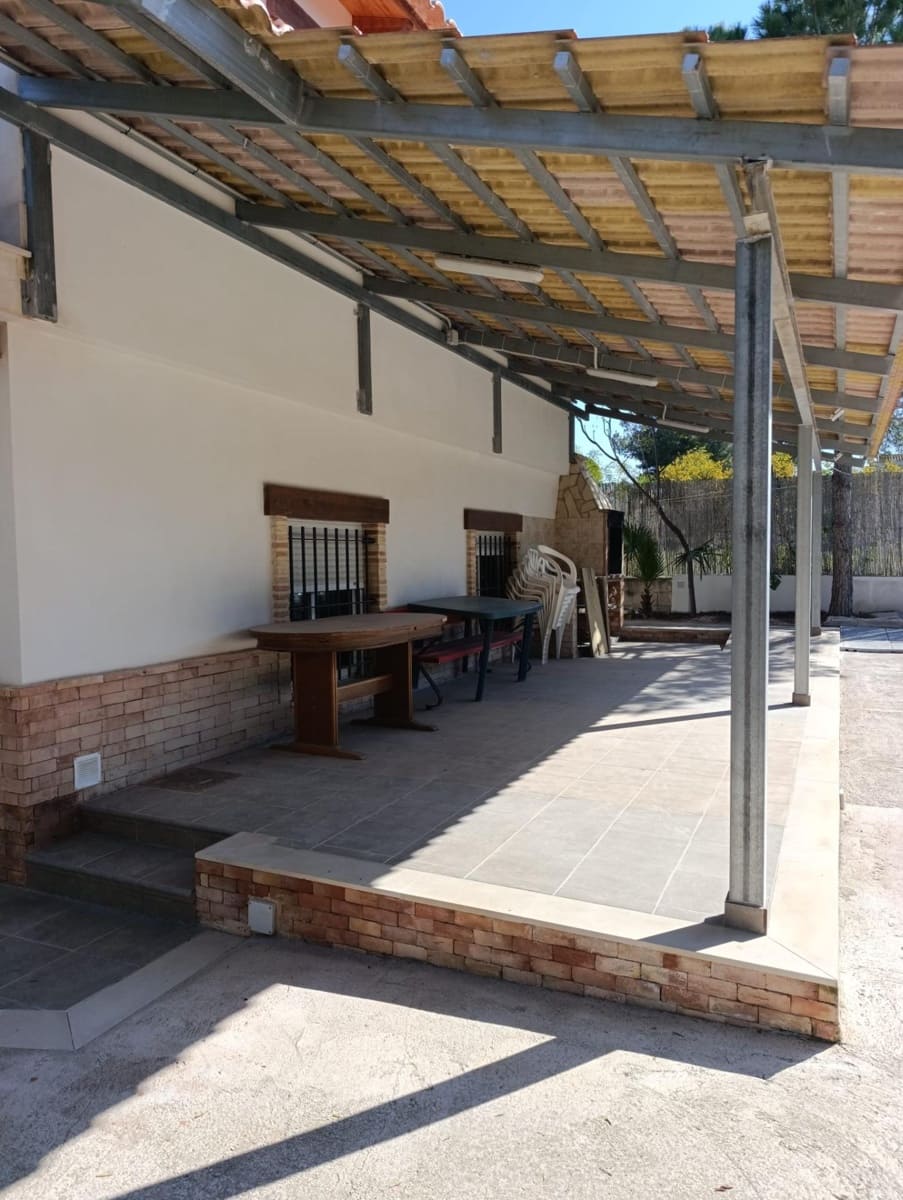 5 bedroom Finca/Country House for sale in La Matanza with pool - € 200,000 (Ref: 9778156)