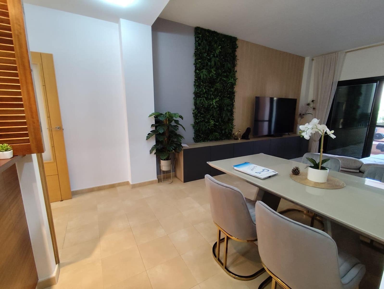 2 sypialnia Apartament na sprzedaż w Hacienda del Alamo z basenem - 149 000 € (Ref: 9791068)