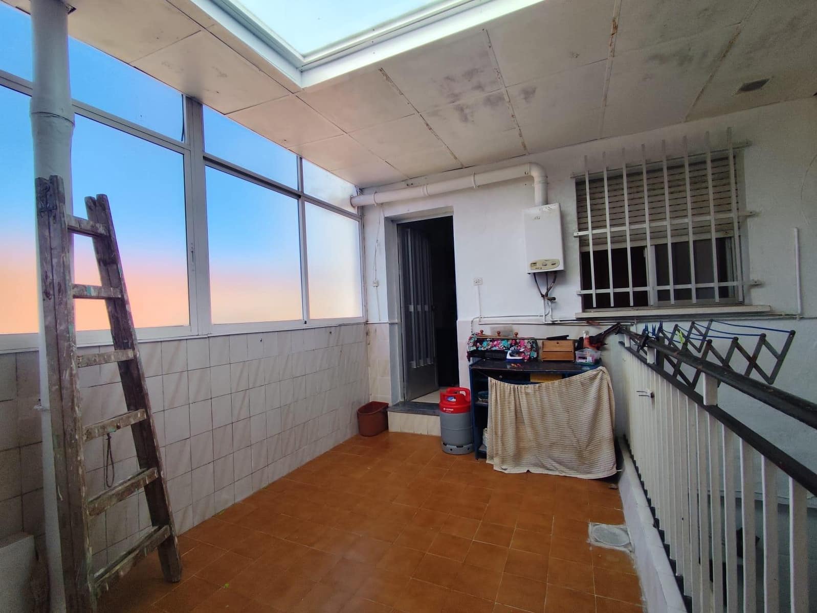 4 bedroom Apartment for sale in Cartagena - € 169,000 (Ref: 9804309)
