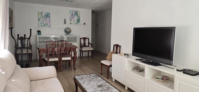 3 soveværelse Lejlighed til leje i San Antón, Murcia by - € 1.100 (Ref: 9816085)