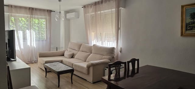 3 soveværelse Lejlighed til leje i San Antón, Murcia by - € 1.100 (Ref: 9816085)