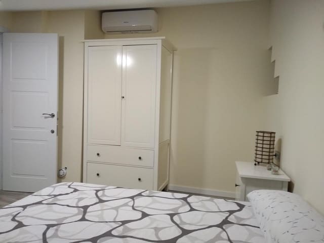6 slaapkamer Huis te huur in La Ñora, Murcia stad - € 325 (Ref: 9818247)