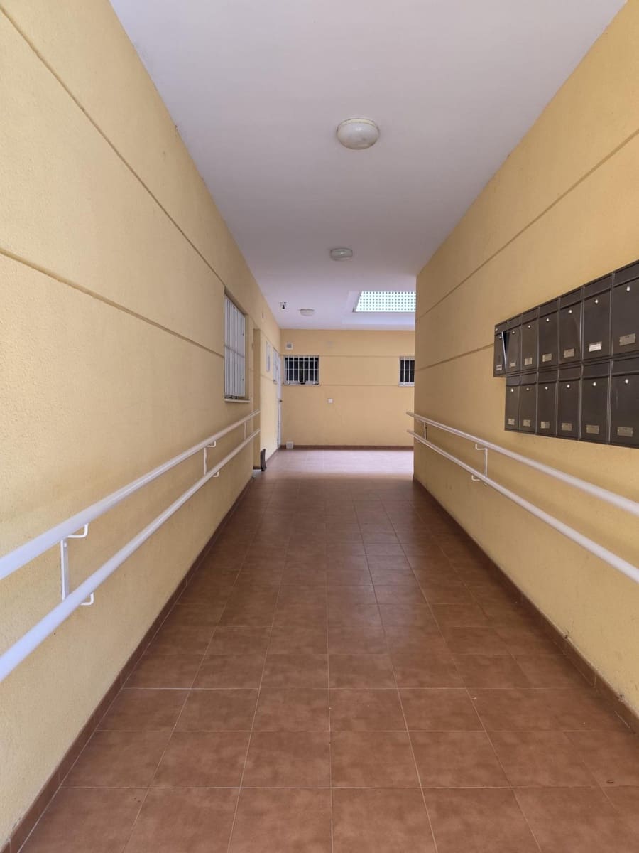 3 bedroom Flat for sale in San Jose de la Vega with garage - € 192,000 (Ref: 9820531)