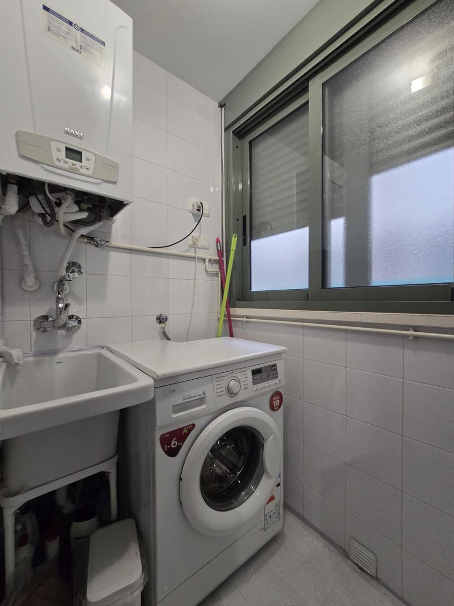Piso de 2 habitaciones en Murcia ciudad en venta con garaje - 286.843 € (Ref: 9831820)