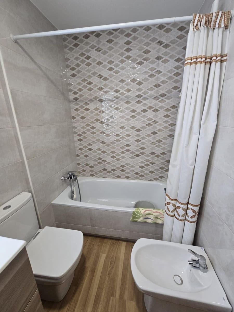 Piso de 2 habitaciones en Murcia ciudad en venta con garaje - 286.843 € (Ref: 9831820)