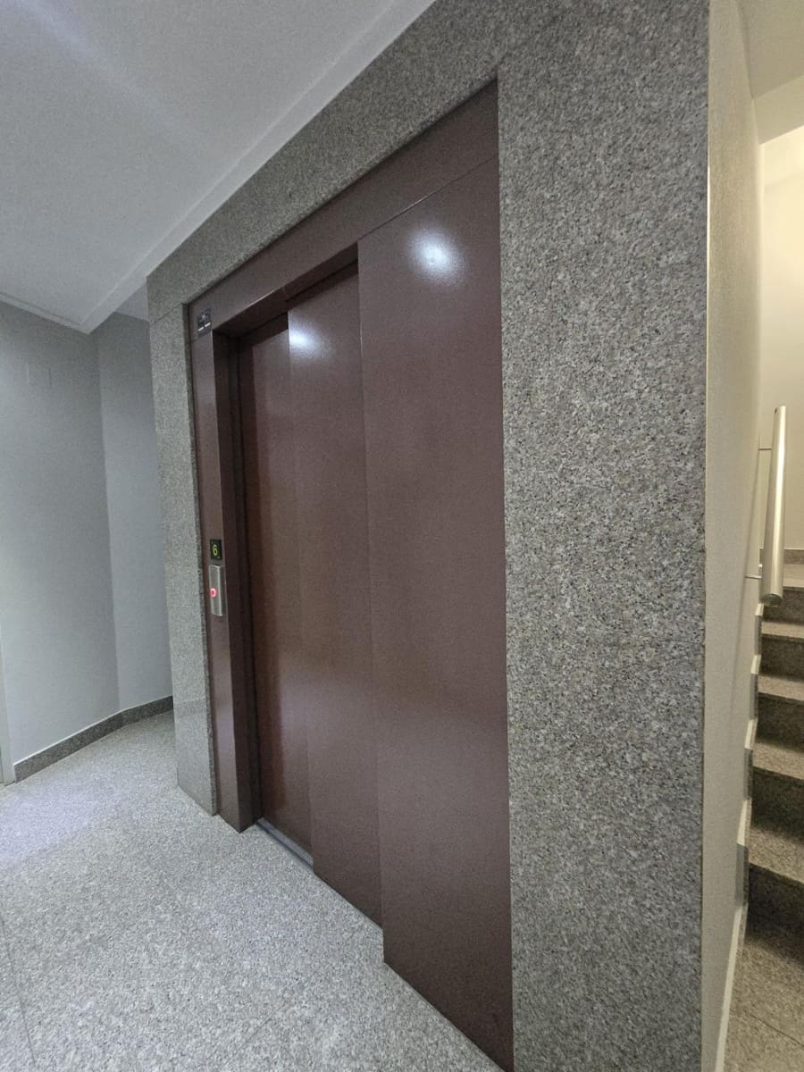 Piso de 2 habitaciones en Murcia ciudad en venta con garaje - 286.843 € (Ref: 9831820)