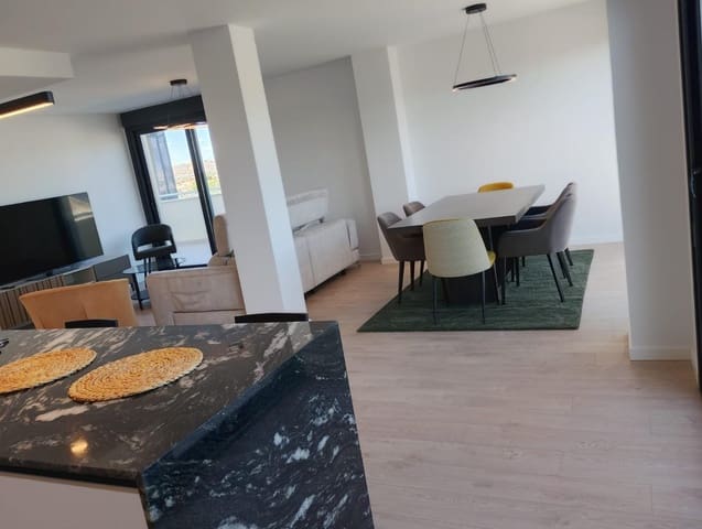 Ático de 3 habitaciones en La Flota, Murcia ciudad en alquiler con piscina garaje - 2.500 € (Ref: 9833676)