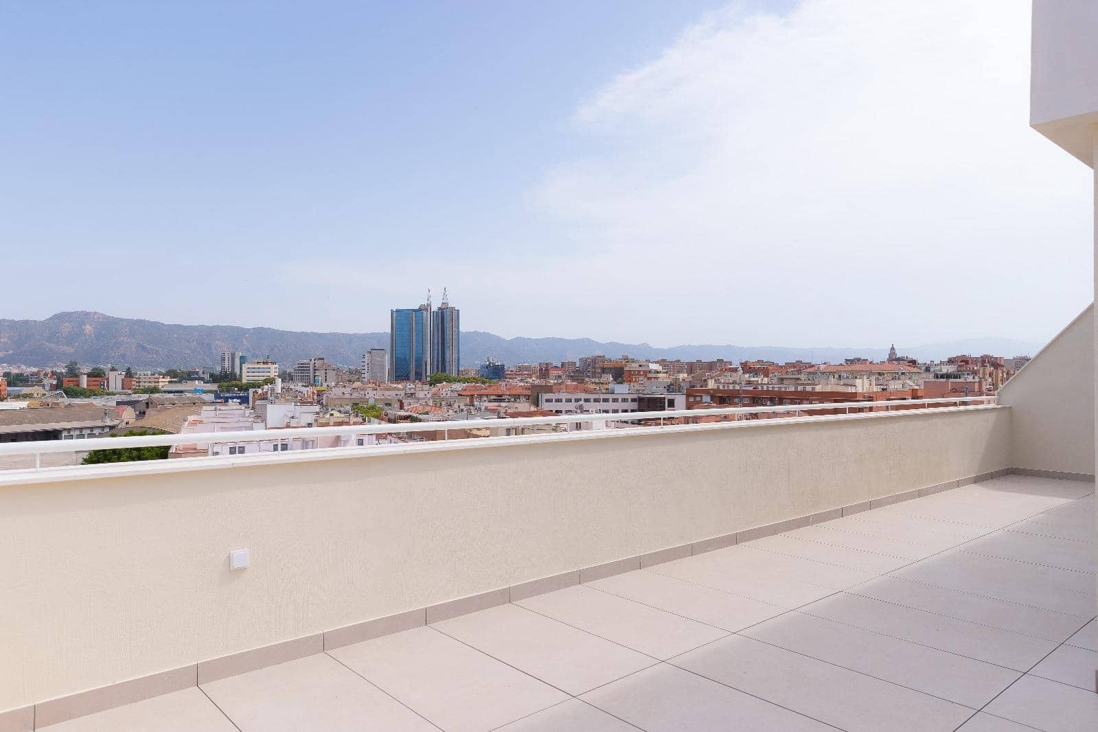 Ático de 3 habitaciones en Murcia ciudad en alquiler con piscina garaje - 2.500 € (Ref: 9833676)