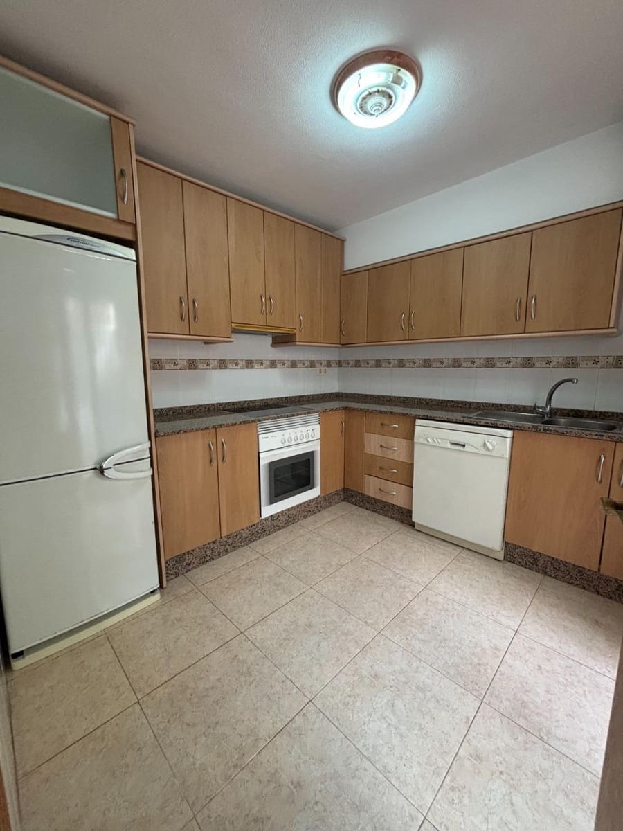 2 bedroom Flat for sale in Los Alcazares - € 137,999 (Ref: 9833677)