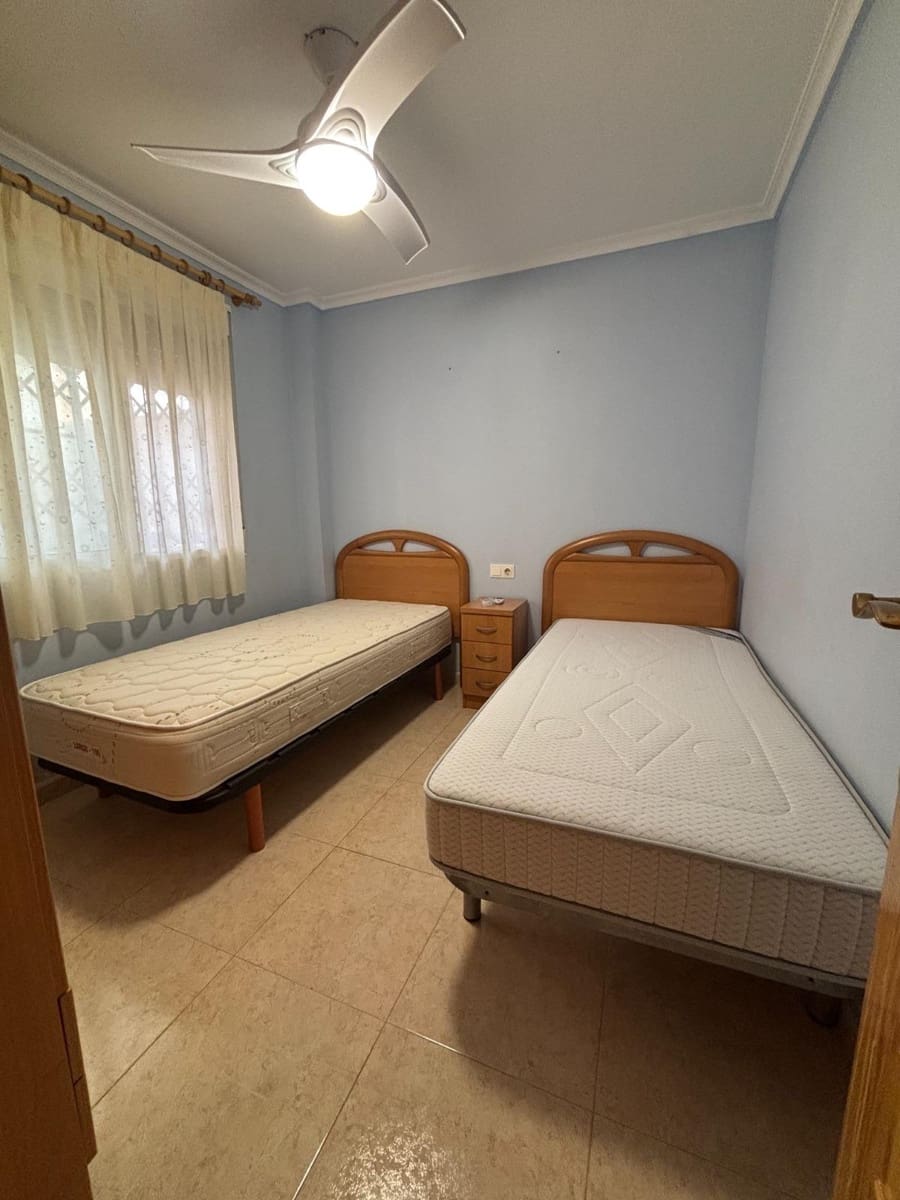 2 bedroom Flat for sale in Los Alcazares - € 137,999 (Ref: 9833677)
