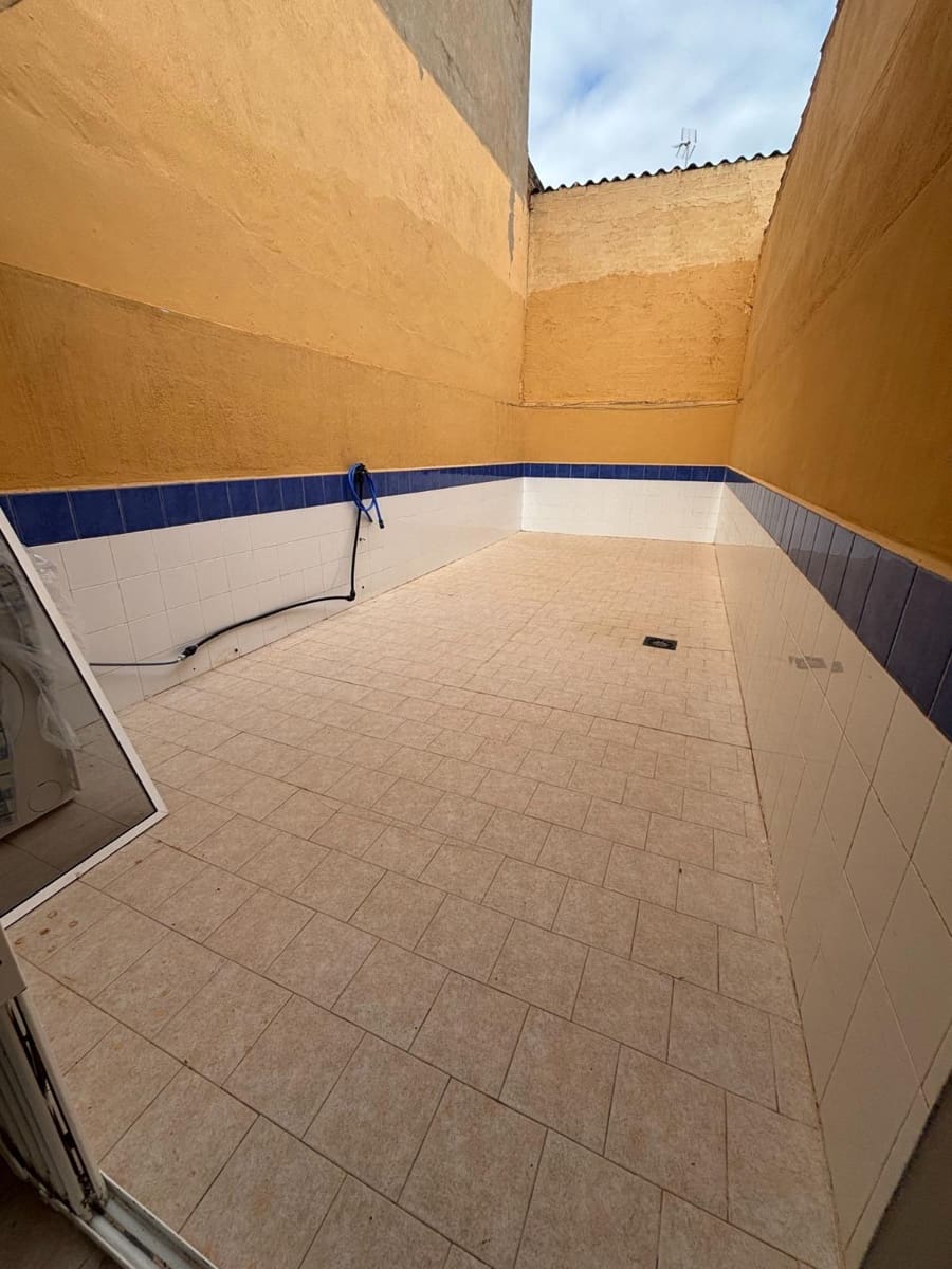 2 bedroom Flat for sale in Los Alcazares - € 137,999 (Ref: 9833677)
