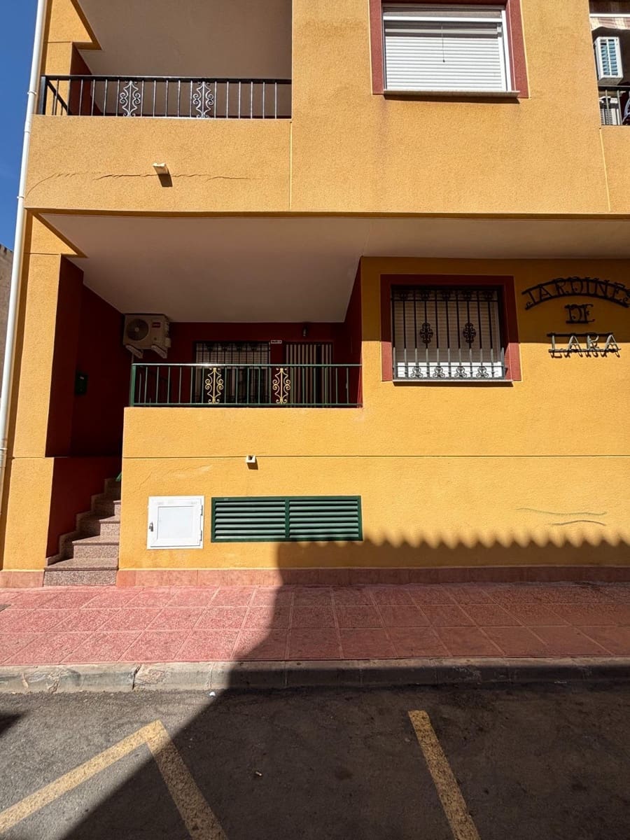 2 bedroom Flat for sale in Los Alcazares - € 137,999 (Ref: 9833677)