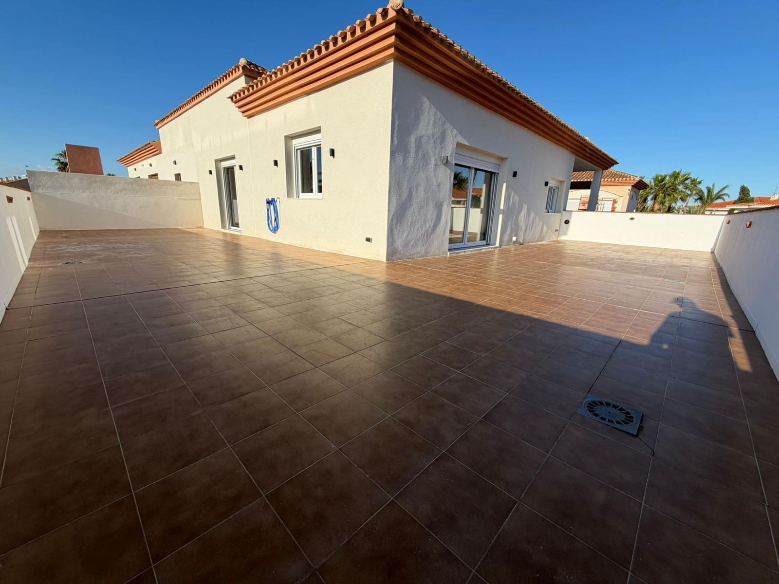 2 bedroom Flat for sale in Los Urrutias - € 269,000 (Ref: 9849393)