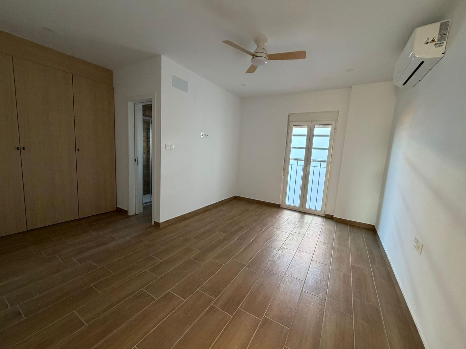 2 bedroom Flat for sale in Los Urrutias - € 269,000 (Ref: 9849393)