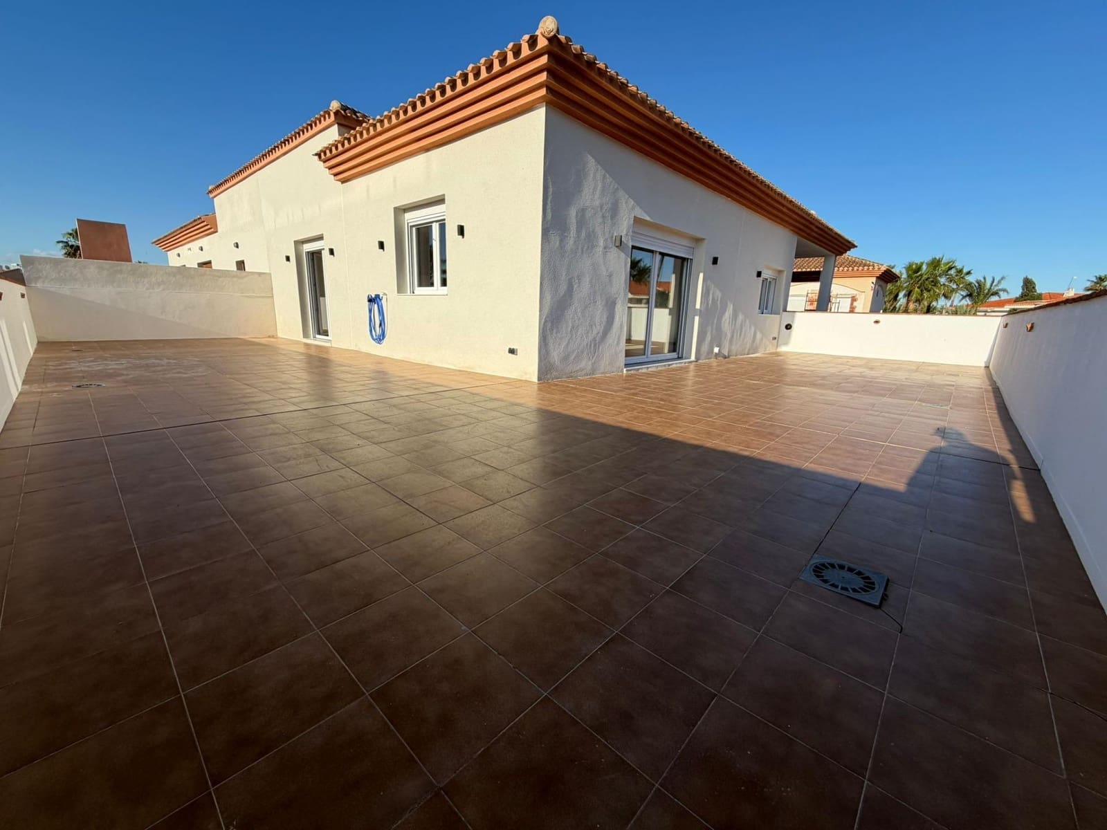 2 bedroom Flat for sale in Los Urrutias - € 269,000 (Ref: 9849393)