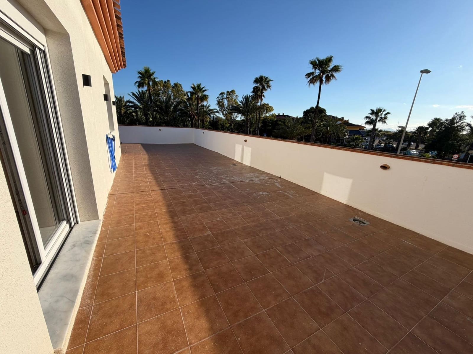 2 bedroom Flat for sale in Los Urrutias - € 269,000 (Ref: 9849393)