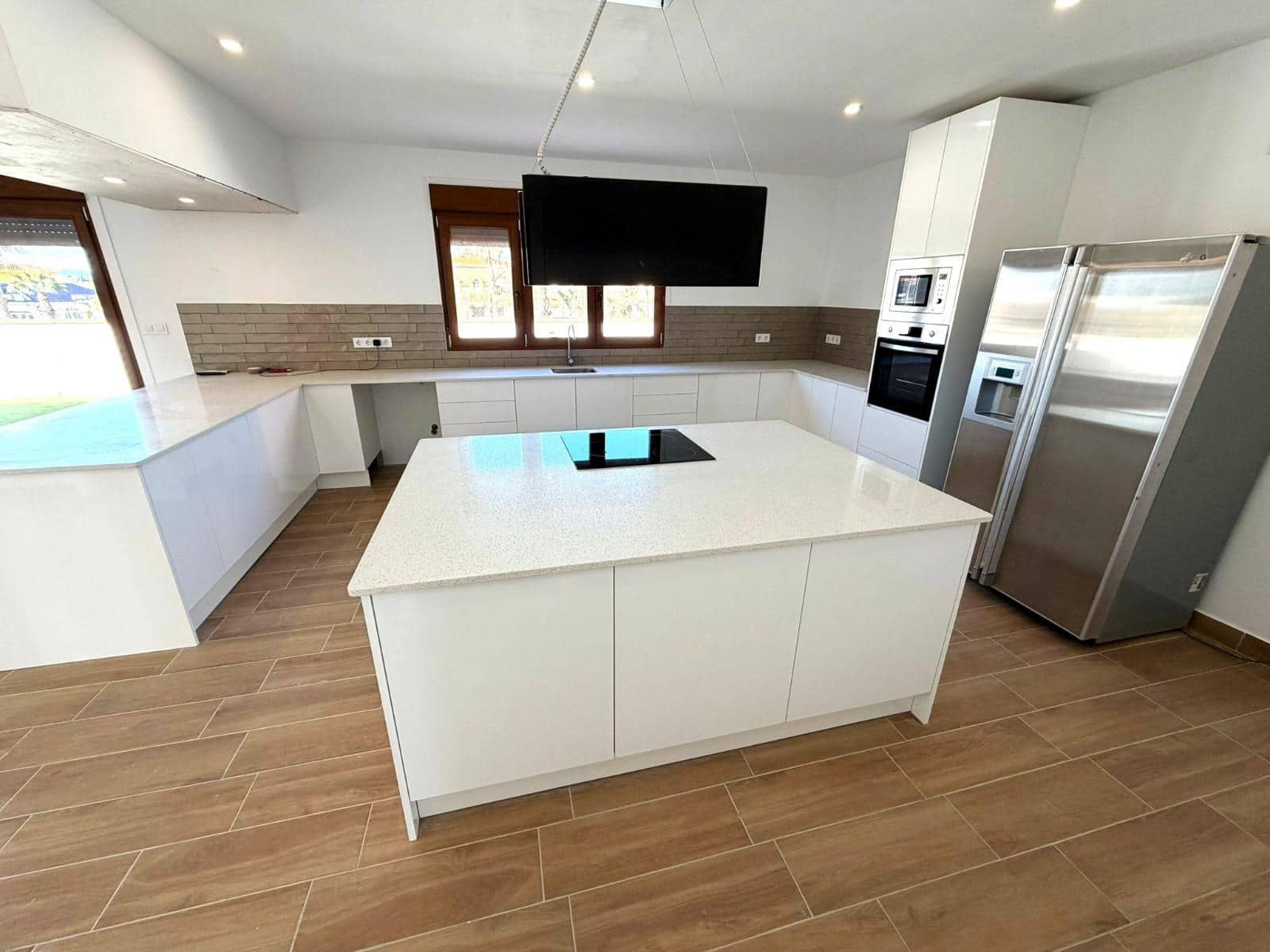 3 bedroom Flat for sale in Los Urrutias - € 269,000 (Ref: 9849394)