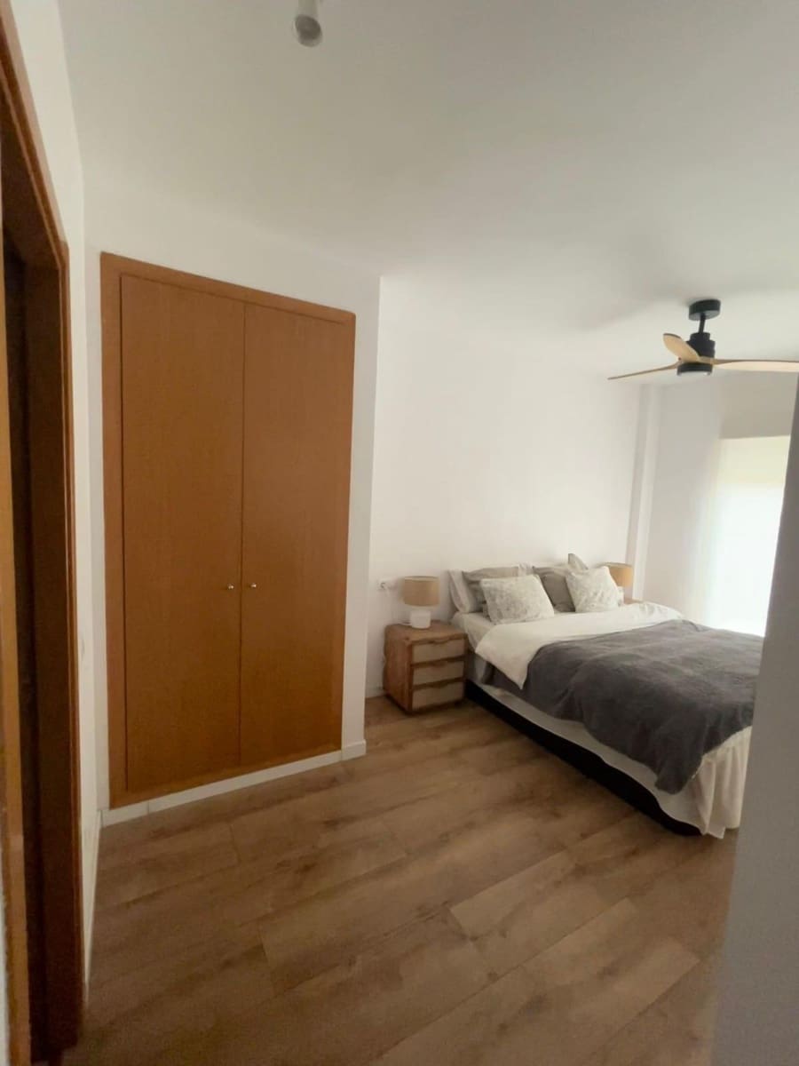 2 soveværelse Lejlighed til salg i Altorreal med swimmingpool garage - € 212.000 (Ref: 9881957)