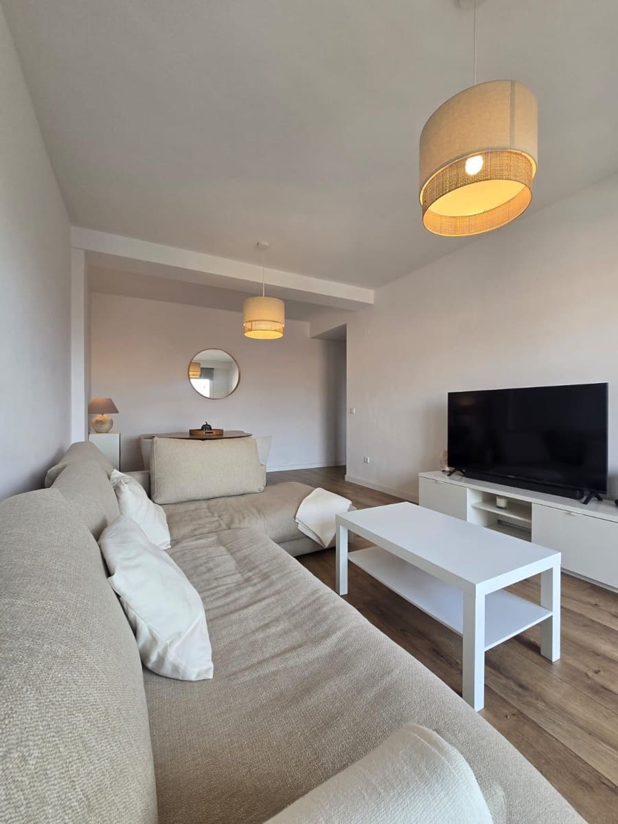 2 soverom Leilighet til salgs i Altorreal med svømmebasseng garasje - € 196 000 (Ref: 9881957)