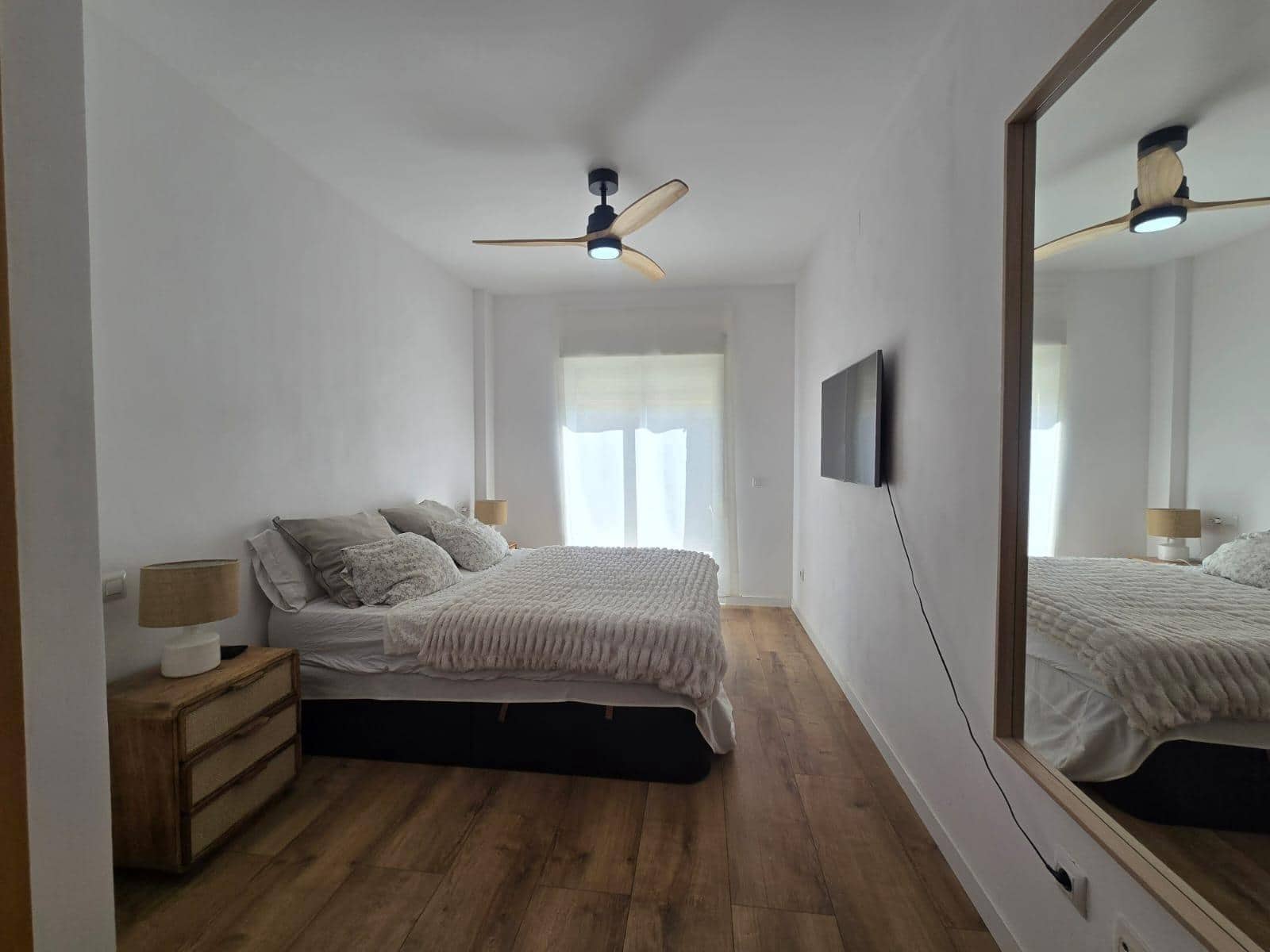 2 soverom Leilighet til salgs i Altorreal med svømmebasseng garasje - € 196 000 (Ref: 9881957)