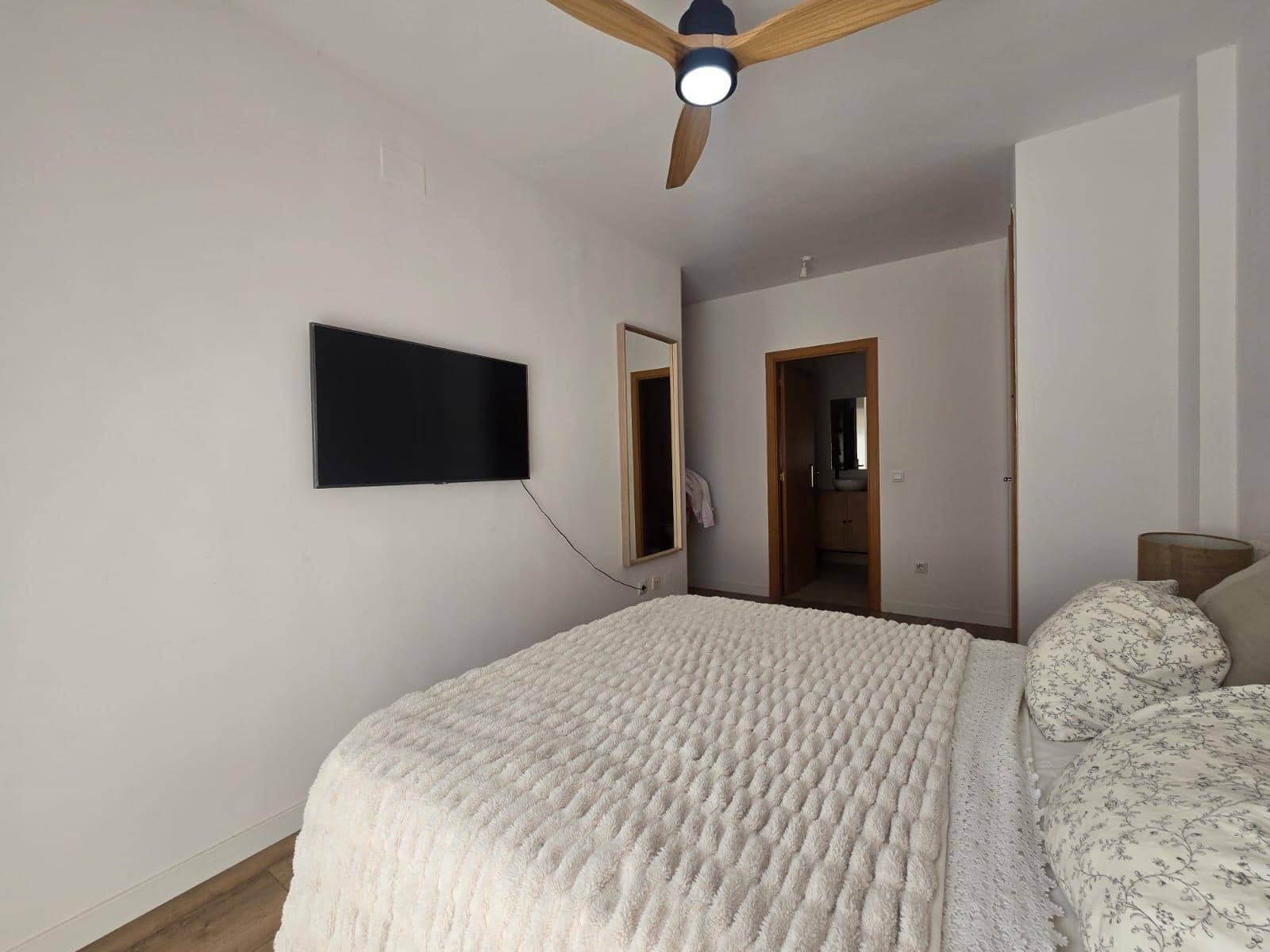 2 soverom Leilighet til salgs i Altorreal med svømmebasseng garasje - € 196 000 (Ref: 9881957)