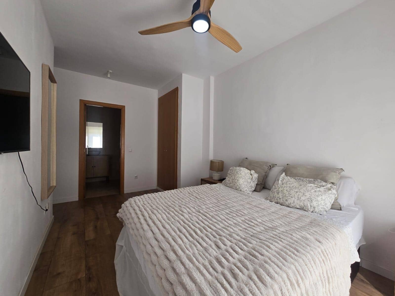 2 soverom Leilighet til salgs i Altorreal med svømmebasseng garasje - € 196 000 (Ref: 9881957)