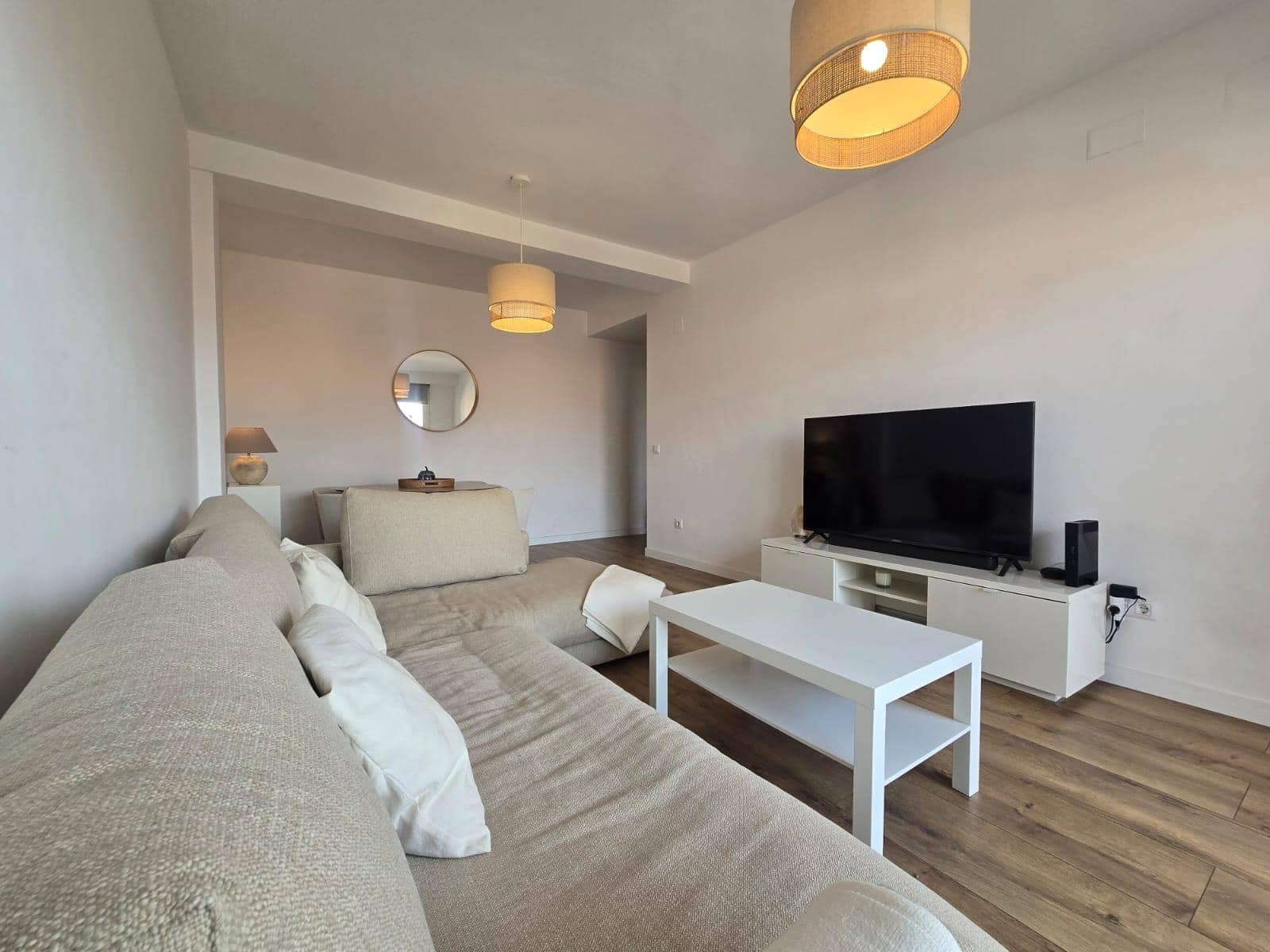 2 soverom Leilighet til salgs i Altorreal med svømmebasseng garasje - € 196 000 (Ref: 9881957)