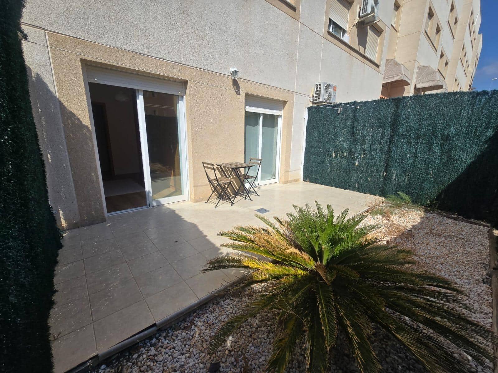 2 soverom Leilighet til salgs i Altorreal med svømmebasseng garasje - € 196 000 (Ref: 9881957)