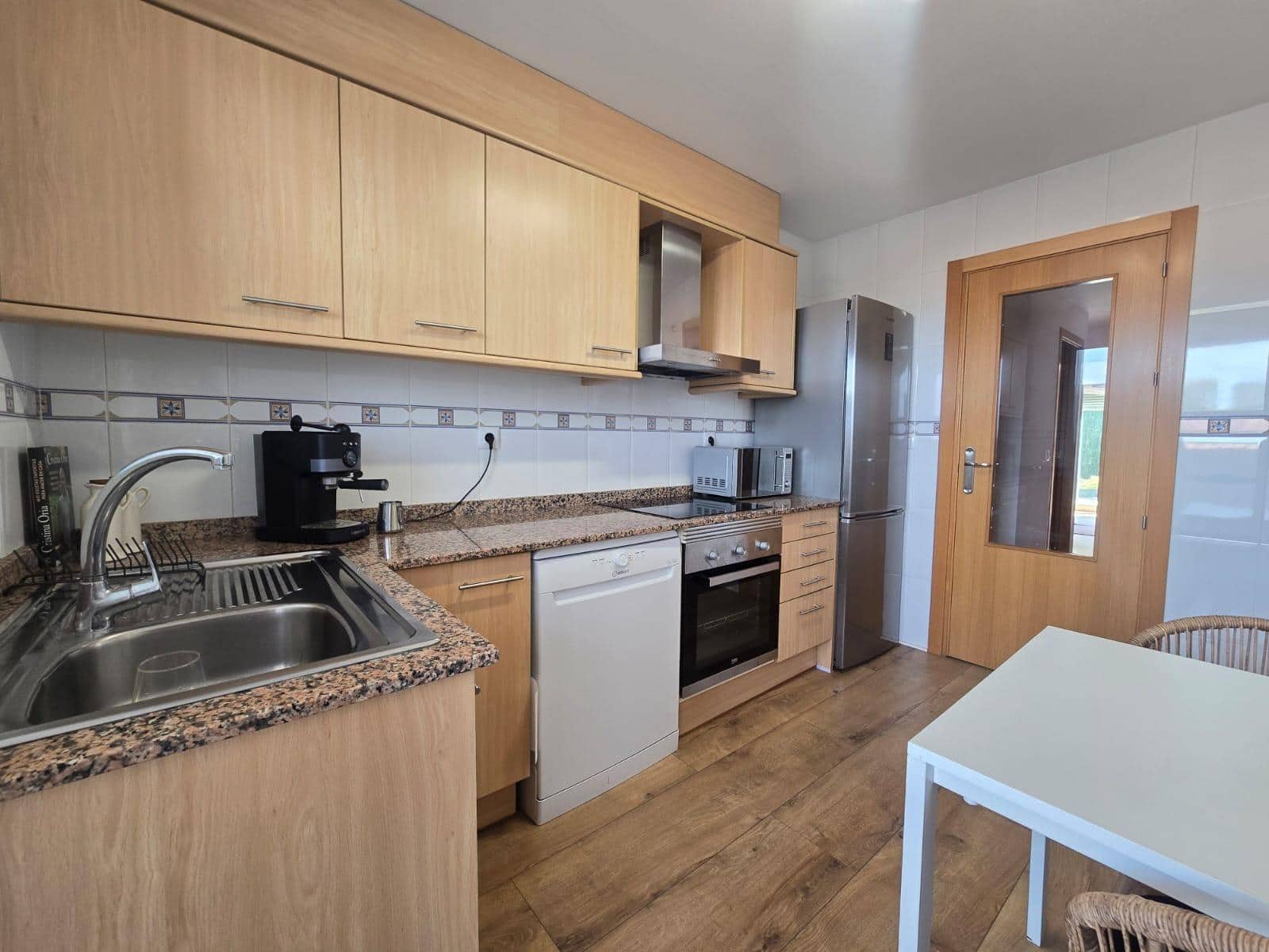 2 soverom Leilighet til salgs i Altorreal med svømmebasseng garasje - € 196 000 (Ref: 9881957)