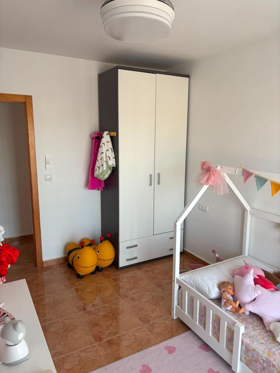 Piso de 3 habitaciones en Los Martinez del Puerto en venta con garaje - 140.000 € (Ref: 9890401)