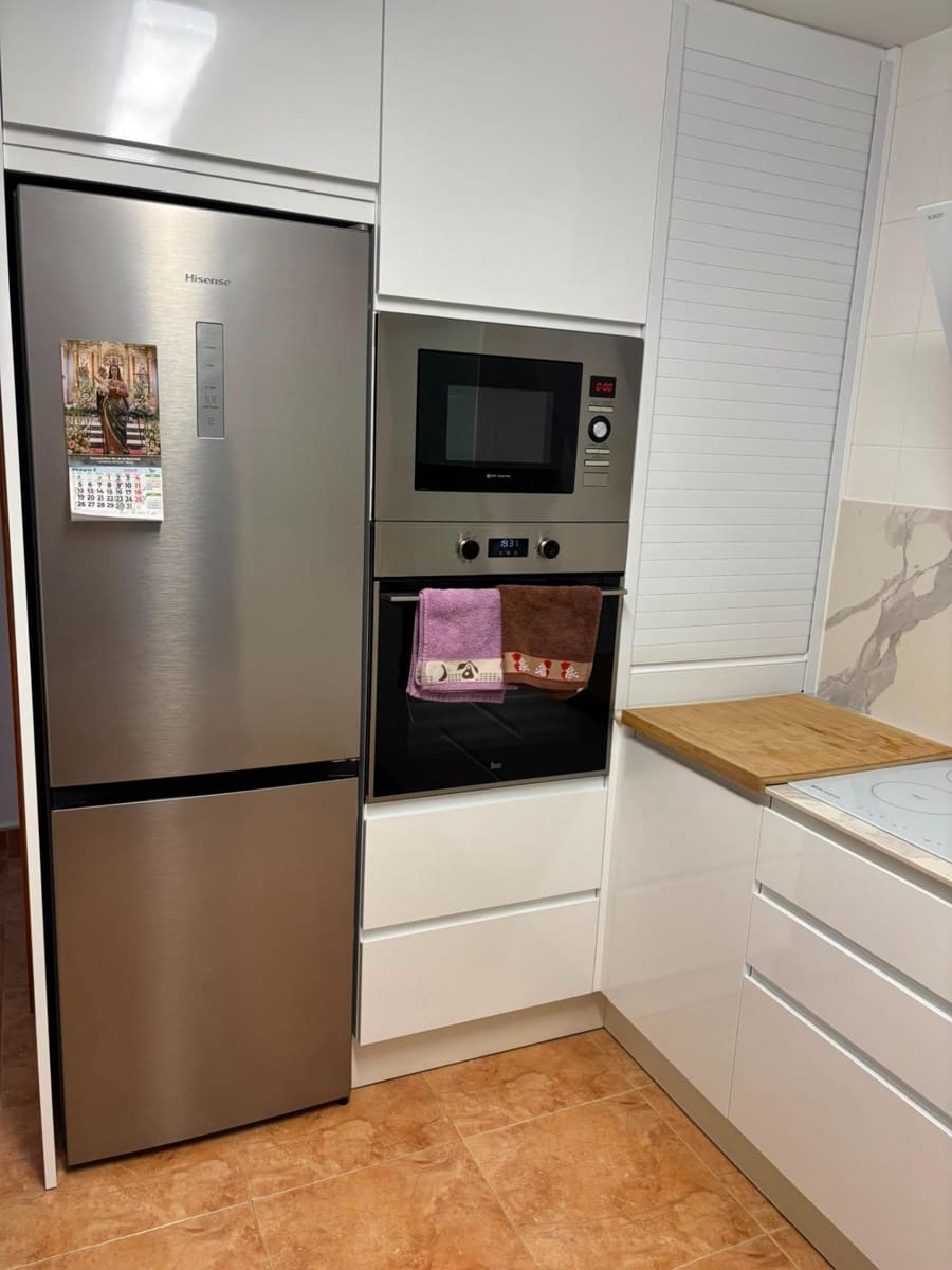 Piso de 3 habitaciones en Los Martinez del Puerto en venta con garaje - 140.000 € (Ref: 9890401)