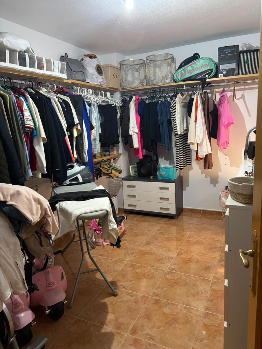 Piso de 3 habitaciones en Los Martinez del Puerto en venta con garaje - 140.000 € (Ref: 9890401)