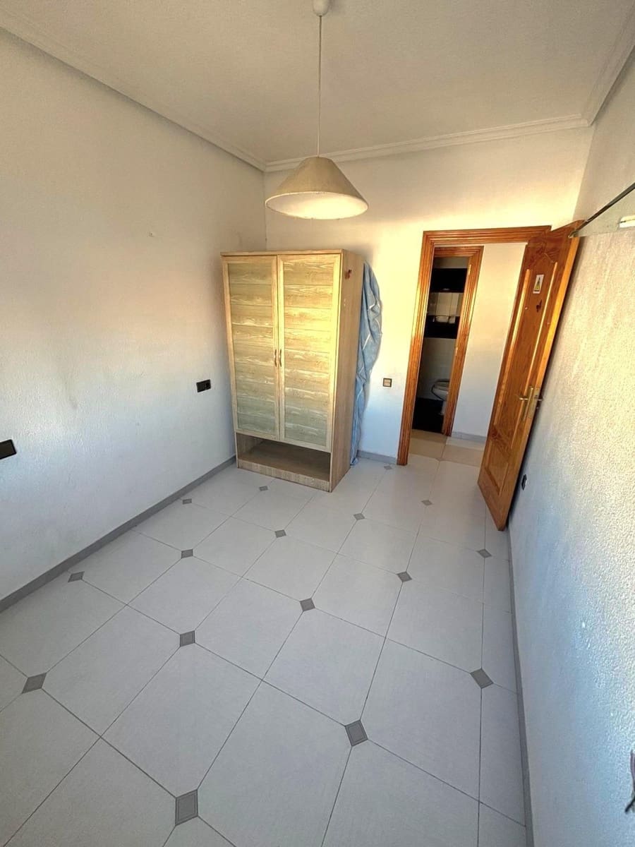 3 bedroom Flat for sale in Puente Tocinos - € 119,000 (Ref: 9899192)