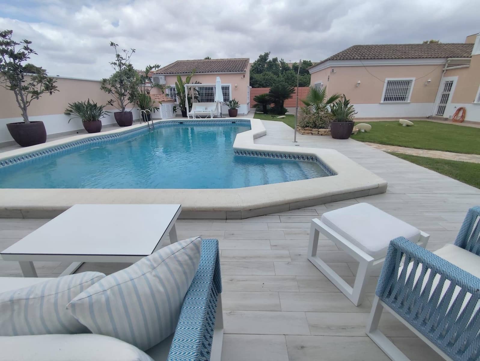 7 quarto Moradia para venda em Cabezo de Torres com piscina garagem - 950 000 € (Ref: 9908785)