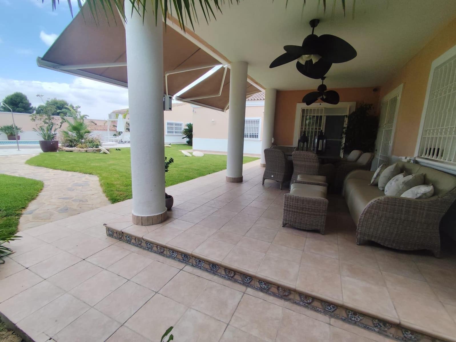 7 quarto Moradia para venda em Cabezo de Torres com piscina garagem - 950 000 € (Ref: 9908785)