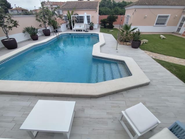 7 quarto Moradia para venda em Cabezo de Torres, Múrcia cidade com piscina garagem - 950 000 € (Ref: 9908785)