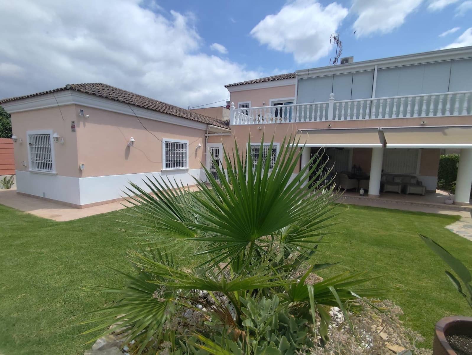7 quarto Moradia para venda em Cabezo de Torres com piscina garagem - 950 000 € (Ref: 9908785)