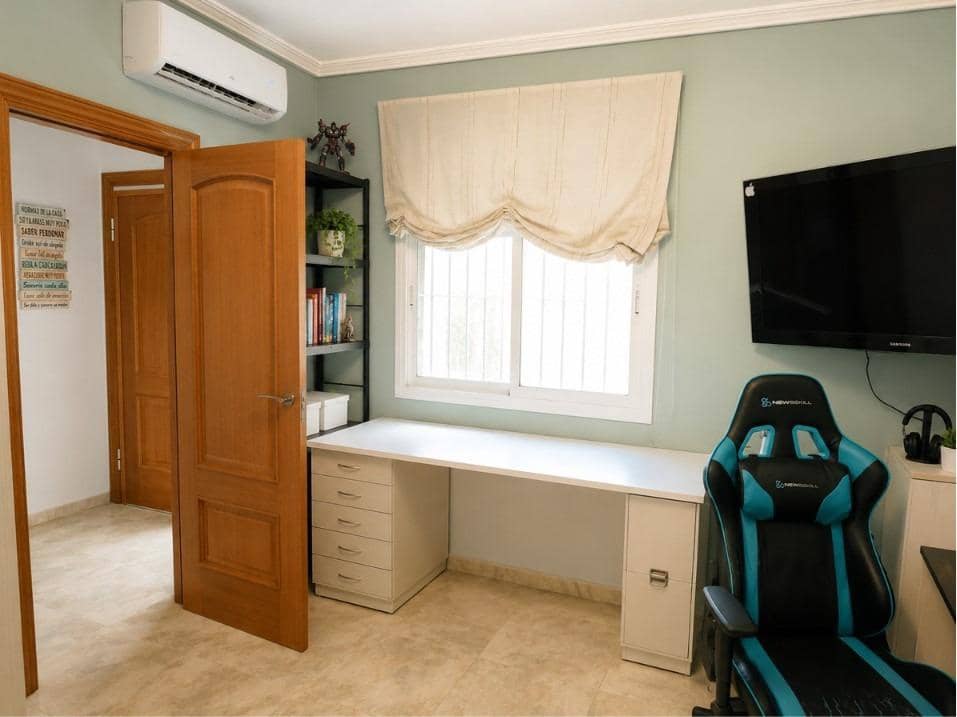 4 Zimmer Apartment zu verkaufen in Cartagena - 220.000 € (Ref: 9908786)