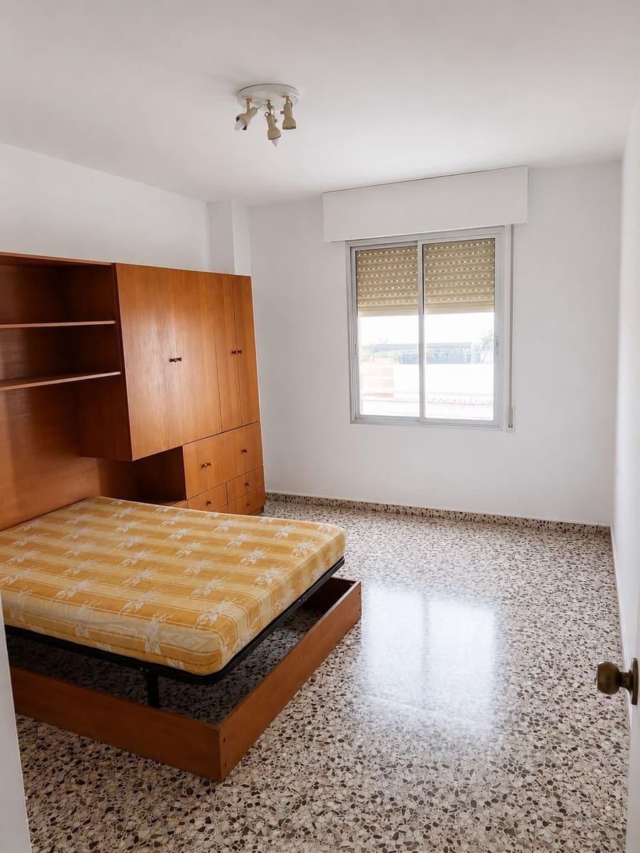 3 bedroom Flat for sale in Espinardo - € 125,000 (Ref: 9911284)
