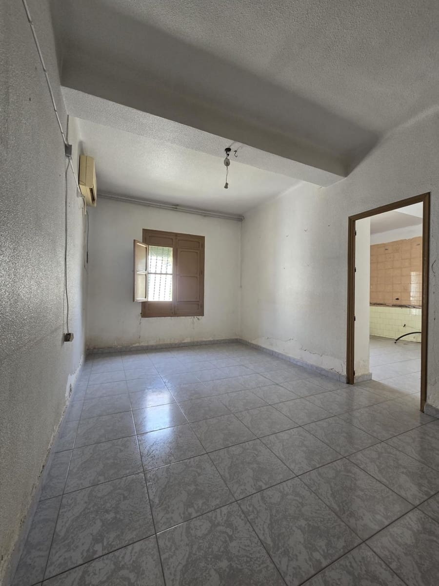 7 bedroom Townhouse for sale in Sangonera la Seca with garage - € 225,000 (Ref: 9922320)