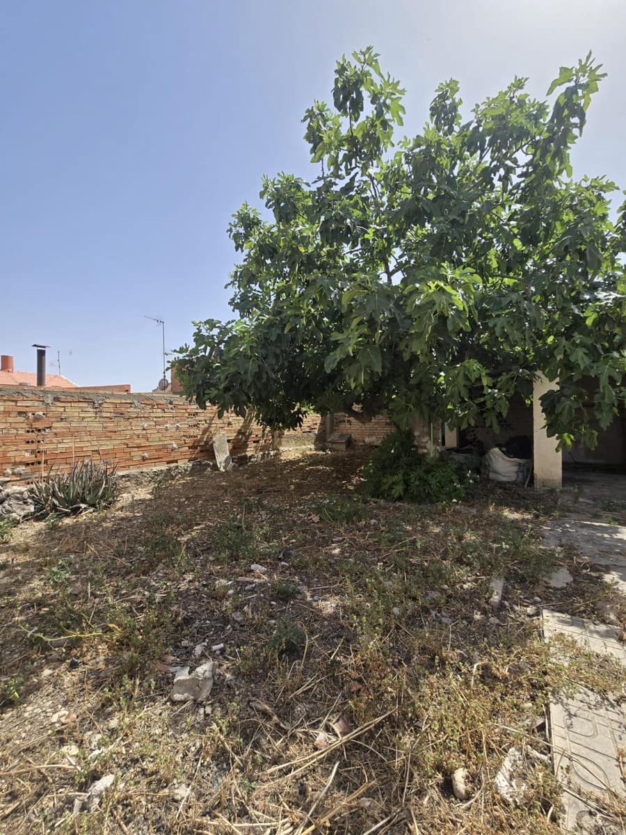 7 bedroom Townhouse for sale in Sangonera la Seca with garage - € 225,000 (Ref: 9922320)