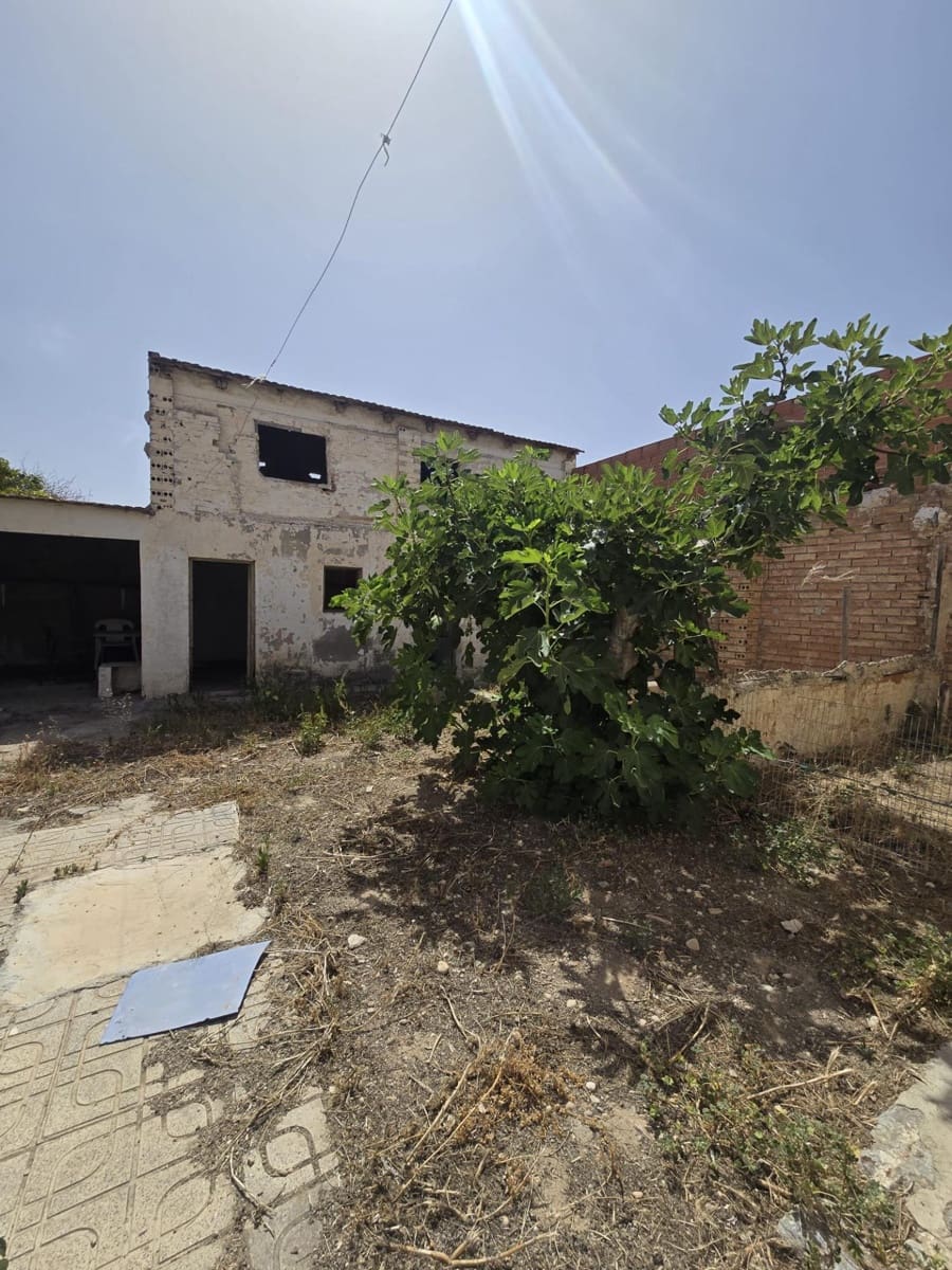 7 bedroom Townhouse for sale in Sangonera la Seca with garage - € 225,000 (Ref: 9922320)