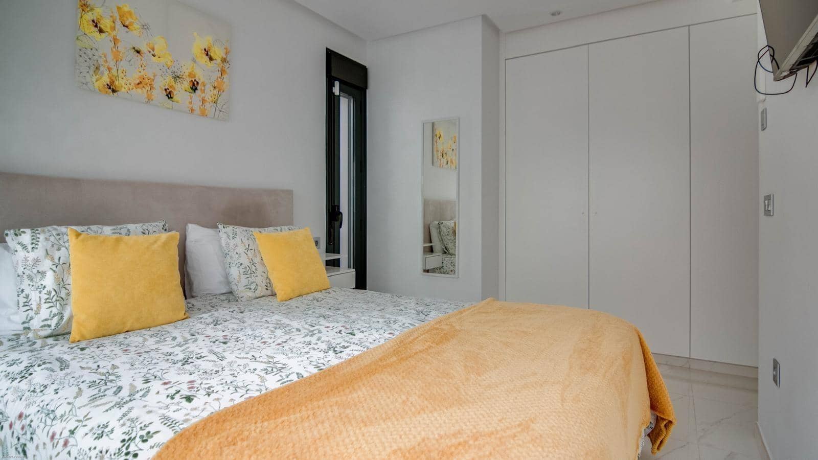 2 bedroom Villa for sale in Roda with pool garage - € 319,000 (Ref: 9927429)