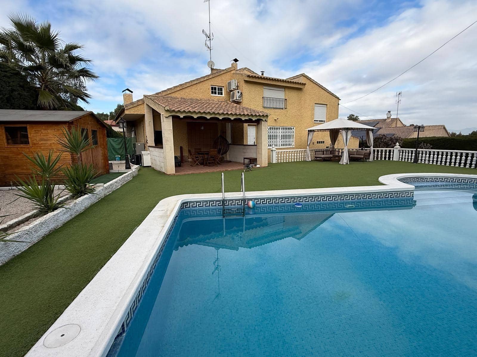 7 bedroom Villa for sale in Las Torres de Cotillas with pool garage - € 380,900 (Ref: 9927430)