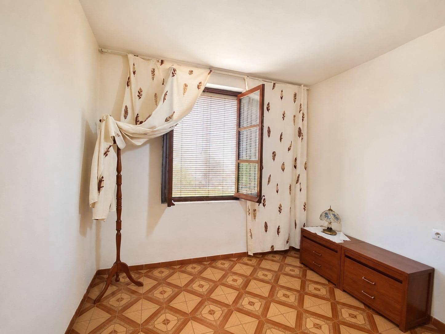 4 bedroom Townhouse for sale in El Albujon with garage - € 163,000 (Ref: 9936415)