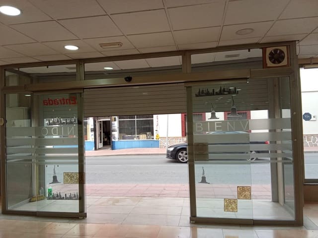 Erhverv til leje i San Javier - € 1.200 (Ref: 9952651)