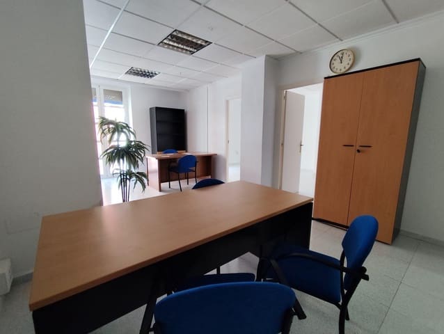 Toimisto vuokrattavana paikassa Cartagena - 900 € (Ref: 9965301)
