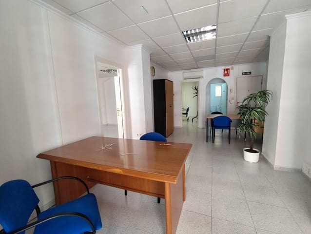 Toimisto vuokrattavana paikassa Cartagena - 900 € (Ref: 9965301)