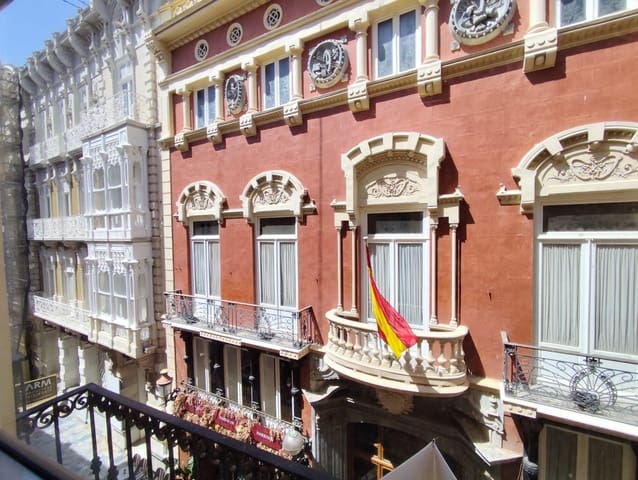 Toimisto vuokrattavana paikassa Cartagena - 900 € (Ref: 9965301)
