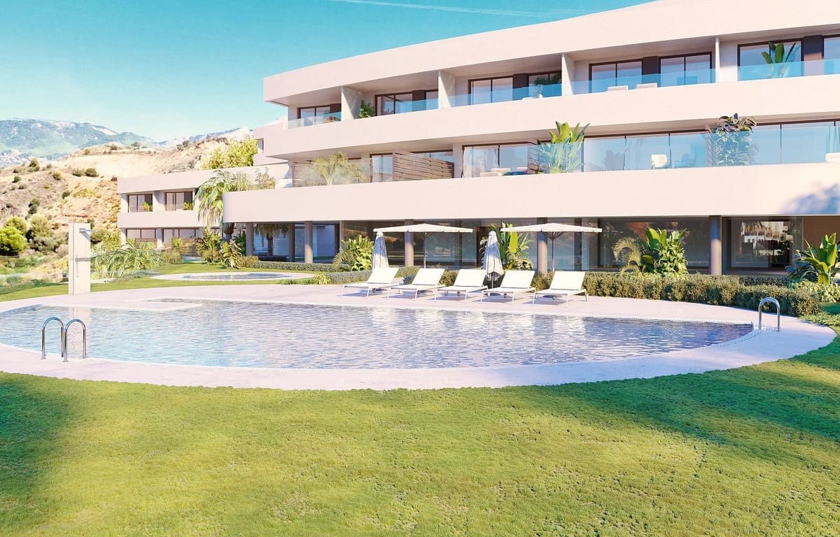 Casa de 3 habitaciones en Benalmádena en venta con piscina garaje - 840.000 € (Ref: 10059532)